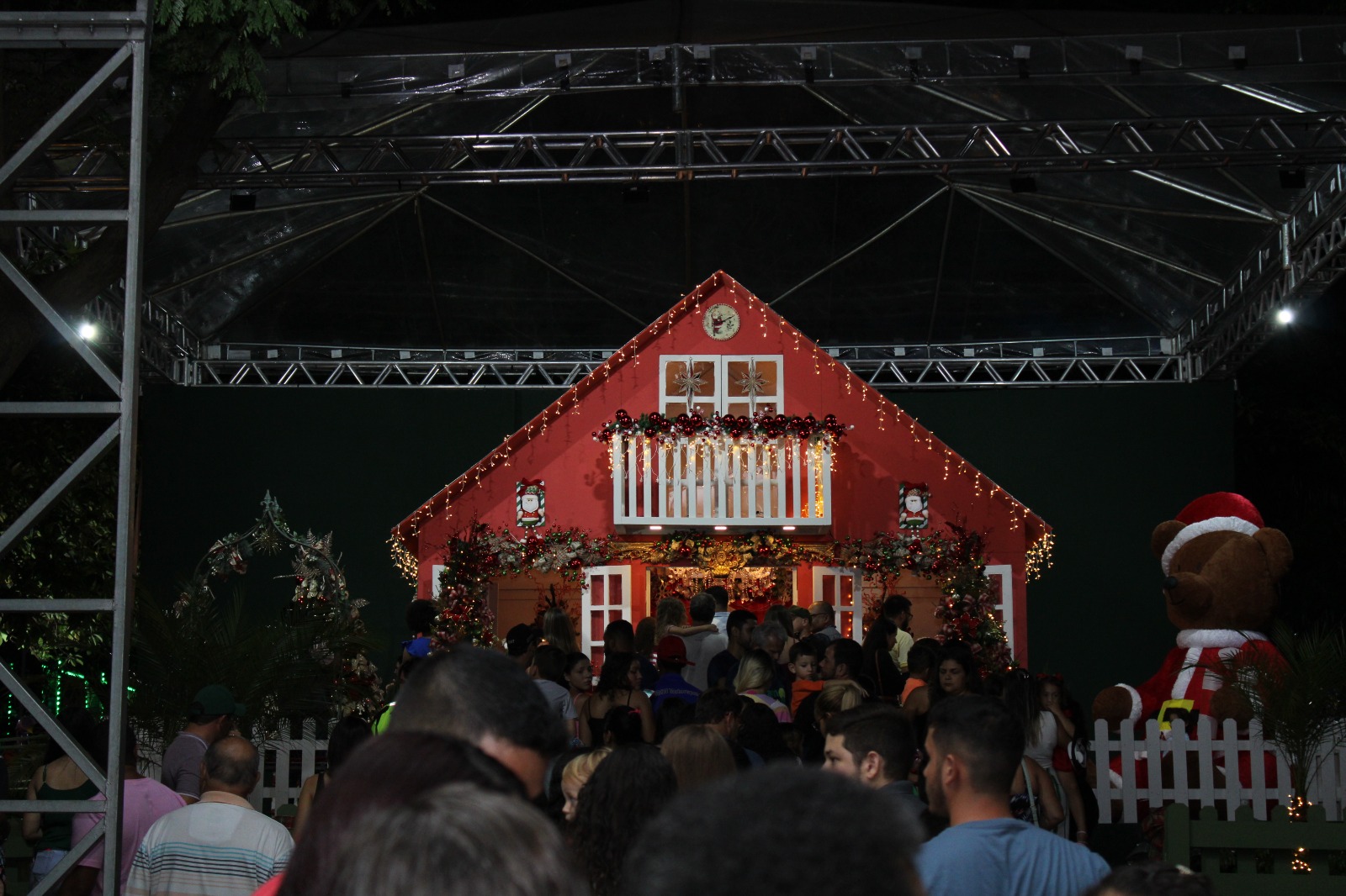 Chegada do Papai Noel marca o Início do Natal Jataí 2023