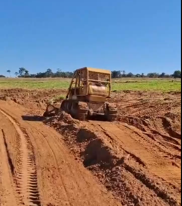 Máquinas da Secretaria de Desenvolvimento Rural Atuam em Várias Regiões de Jataí